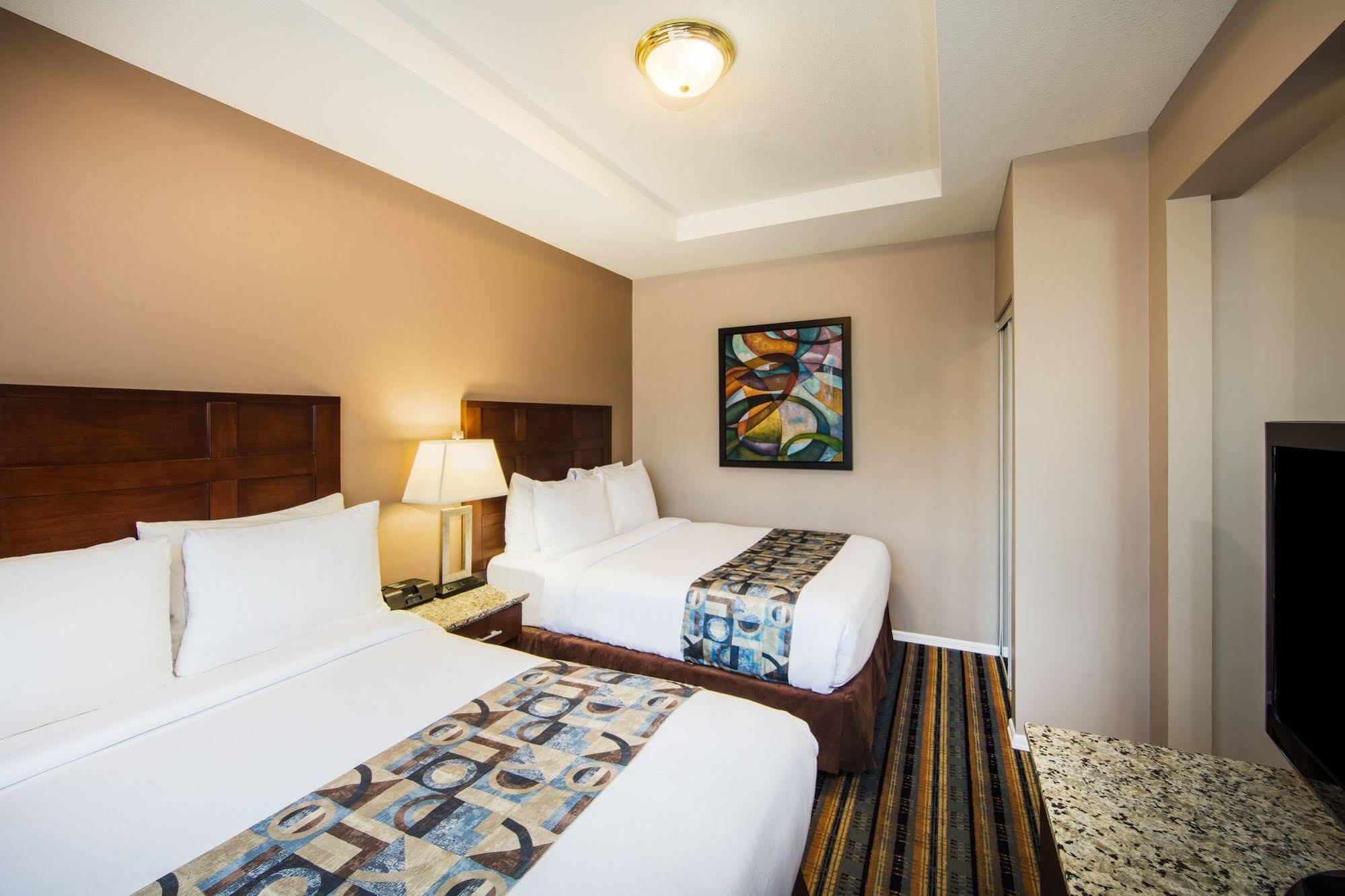 Quality Inn & Suites Vancouver Esterno foto